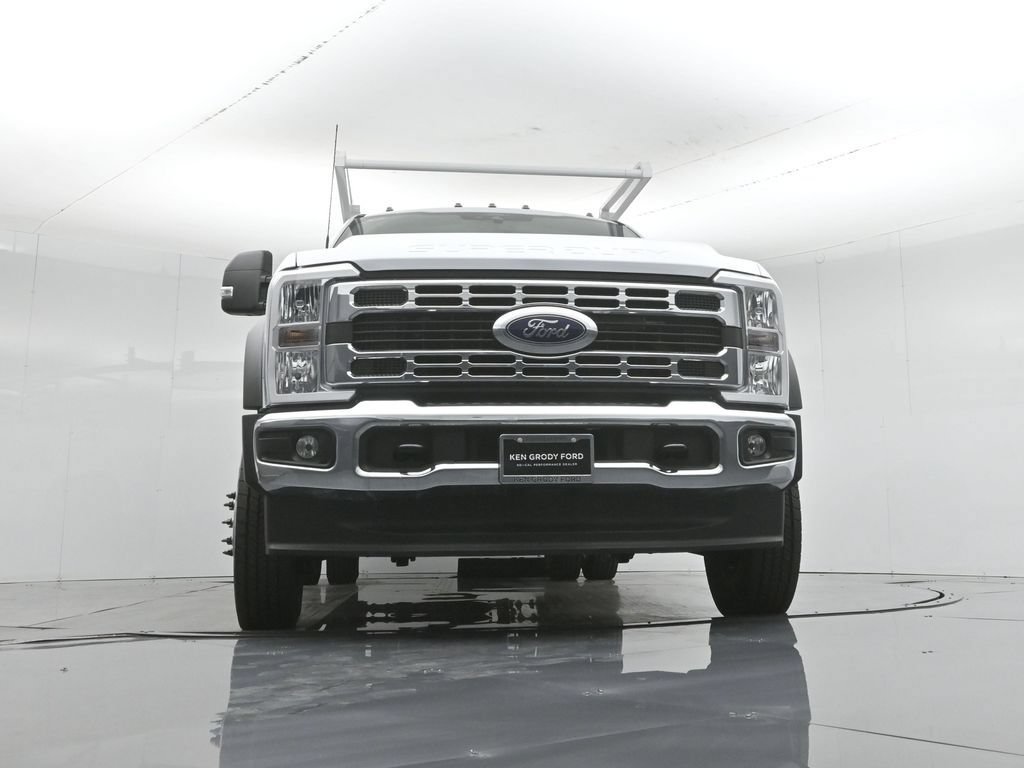 New 2025 Ford F450 XL w/ XL Chrome Package RWD image 50
