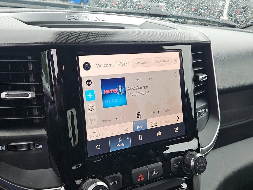 New 2026 RAM 1500 Express AWD/4WD image 23