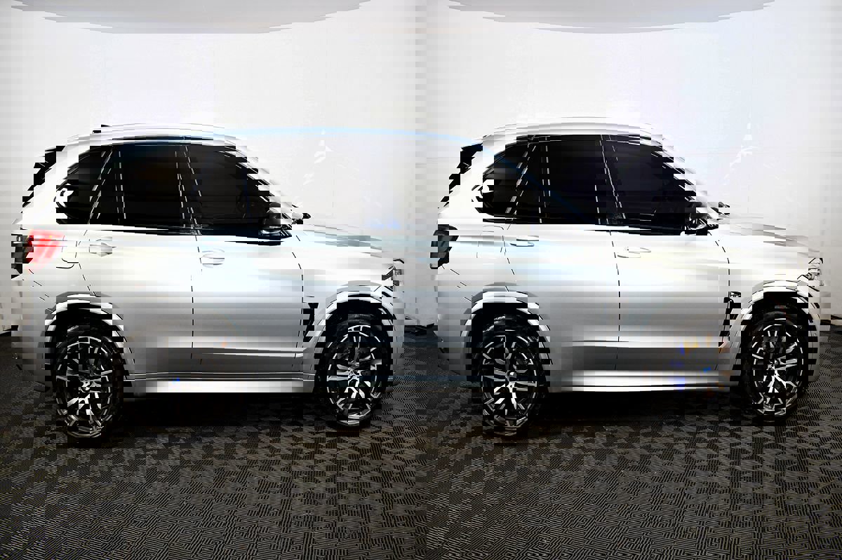 Used 2016 BMW X5 M image 6