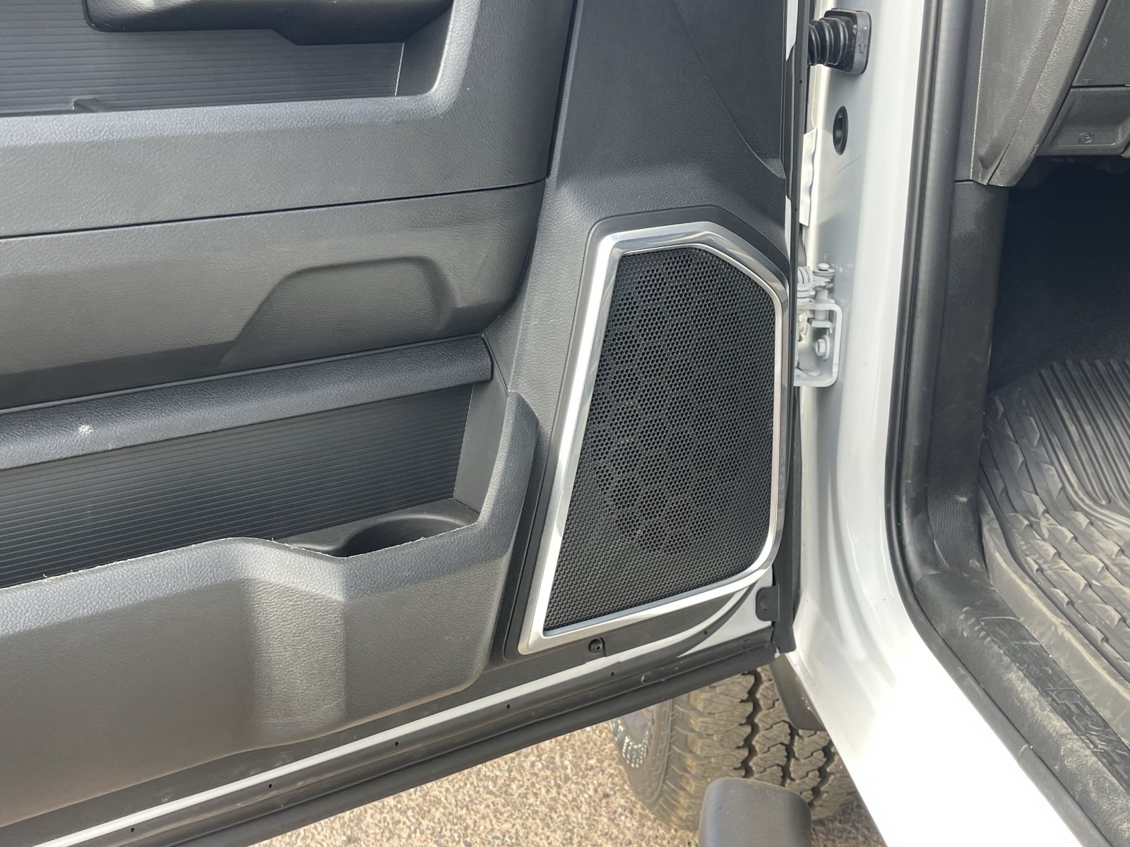 New 2026 RAM 2500 Laramie w/ Night Edition AWD/4WD image 22