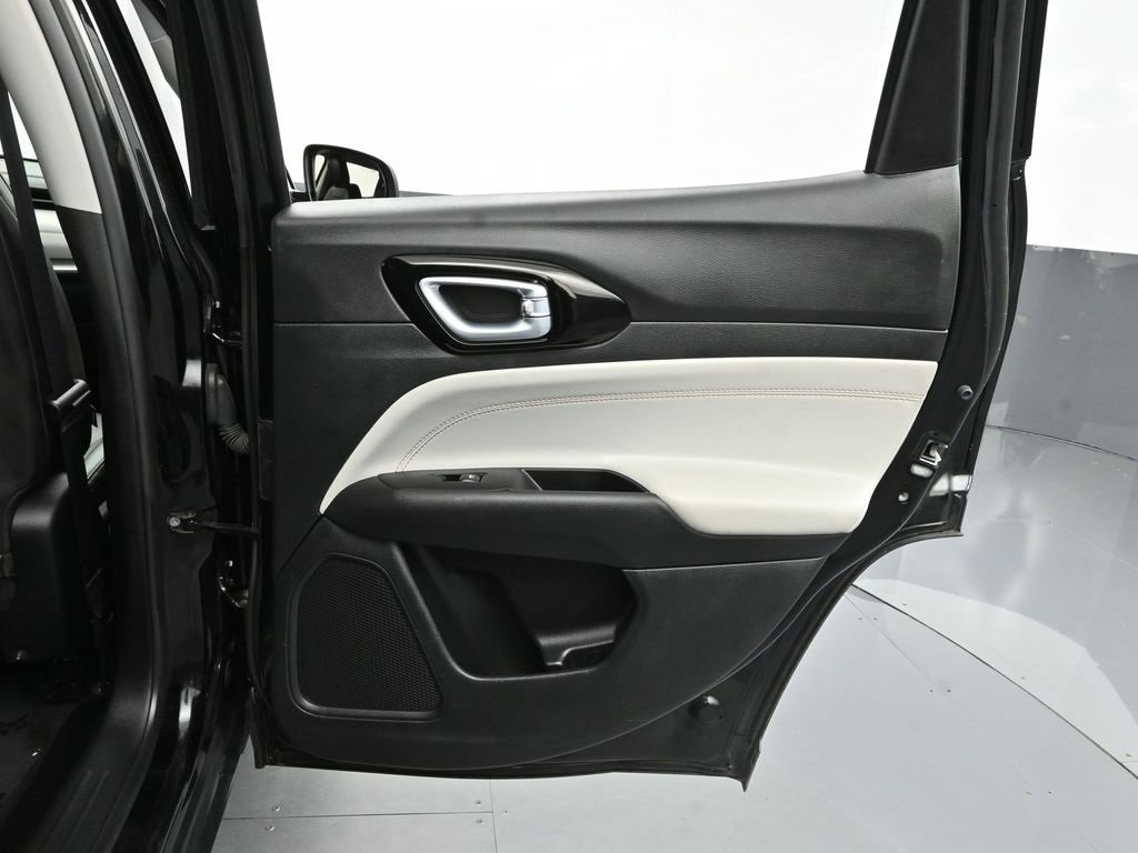 Certified 2022 Jeep Compass Limited image 15