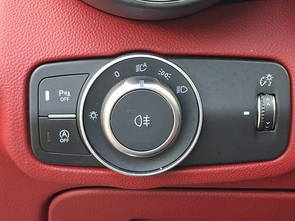 Used 2021 Alfa Romeo Giulia Ti Sport RWD image 26