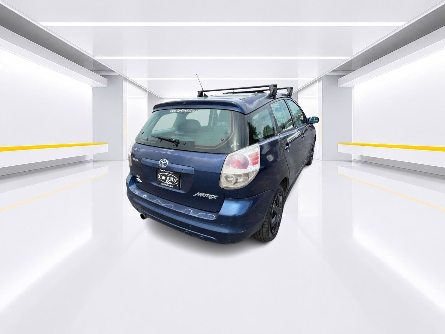 Used 2005 Toyota Matrix FWD image 4
