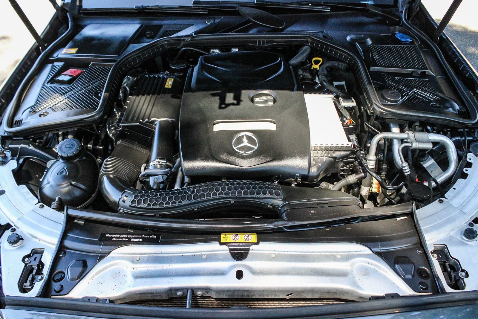 Used 2015 Mercedes-Benz C 300 Sedan image 24