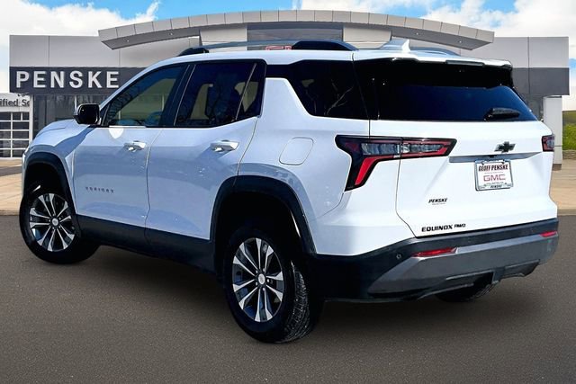 Used 2025 Chevrolet Equinox LT w/ Convenience Package II image 12