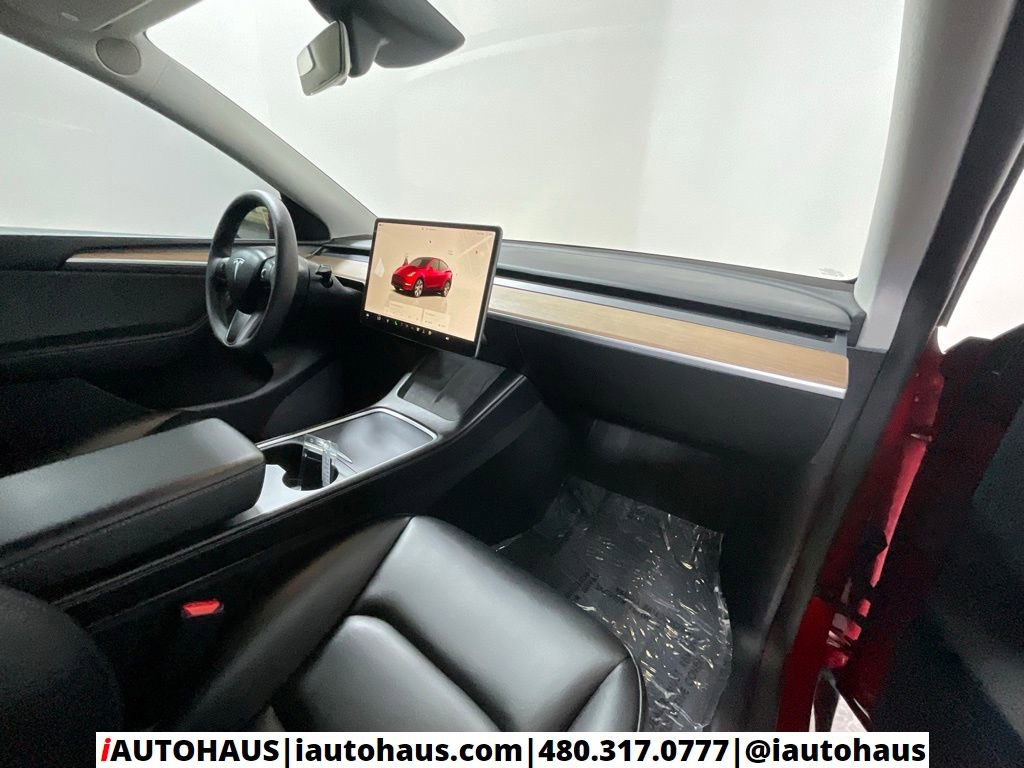 Used 2024 Tesla Model Y Long Range AWD/4WD image 22