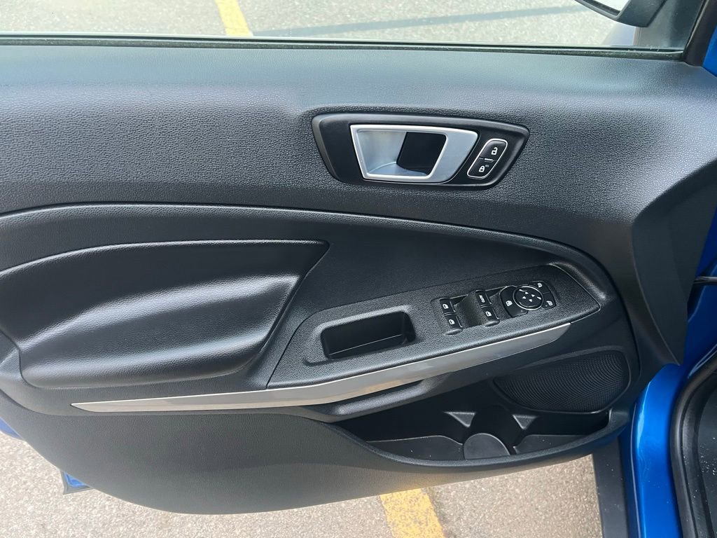 Used 2021 Ford EcoSport Titanium image 8