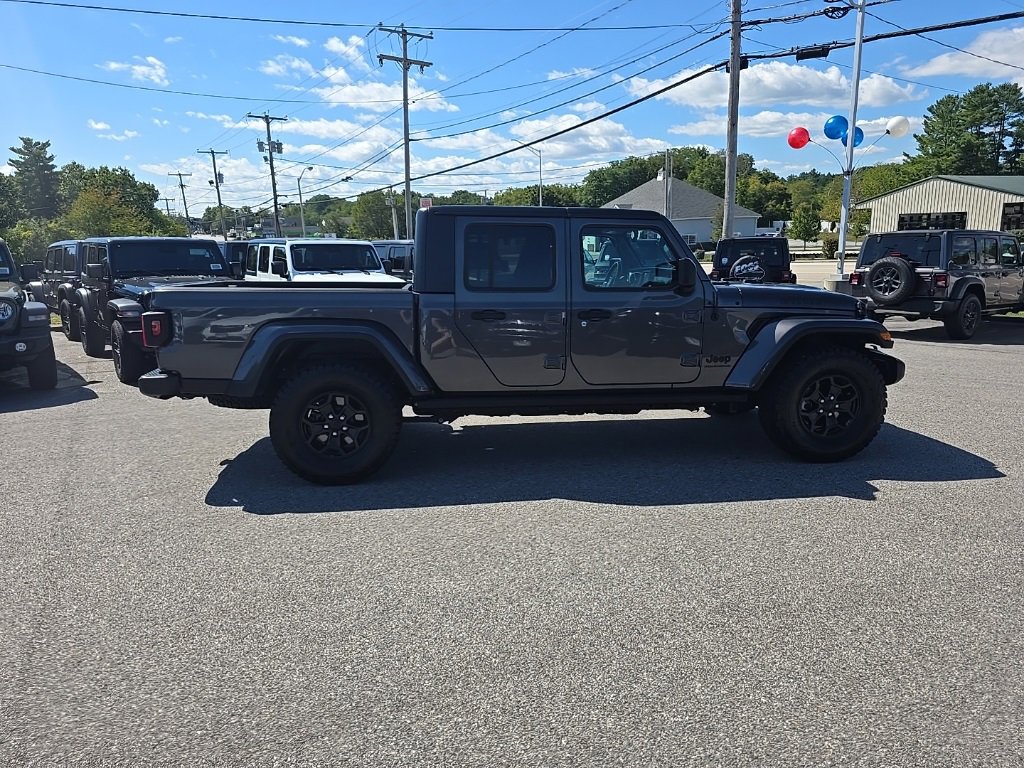 Certified 2023 Jeep Gladiator Willys image 8
