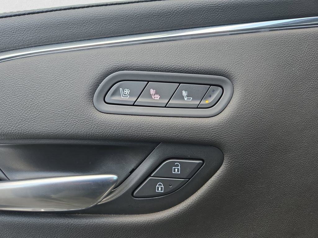 Certified 2024 Cadillac Escalade Sport w/ LPO, ONYX Package image 14