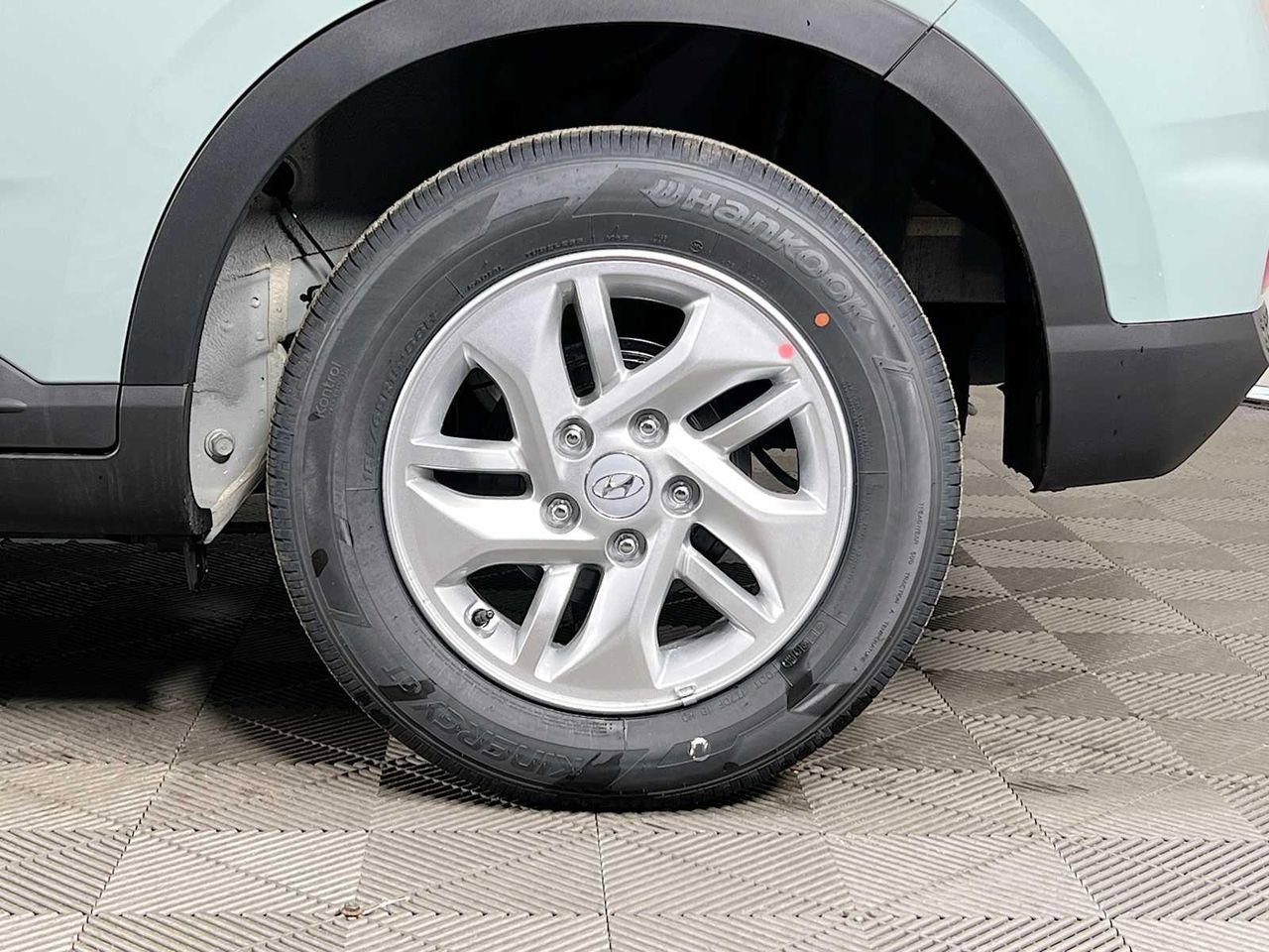 New 2026 Hyundai Venue SE FWD image 19