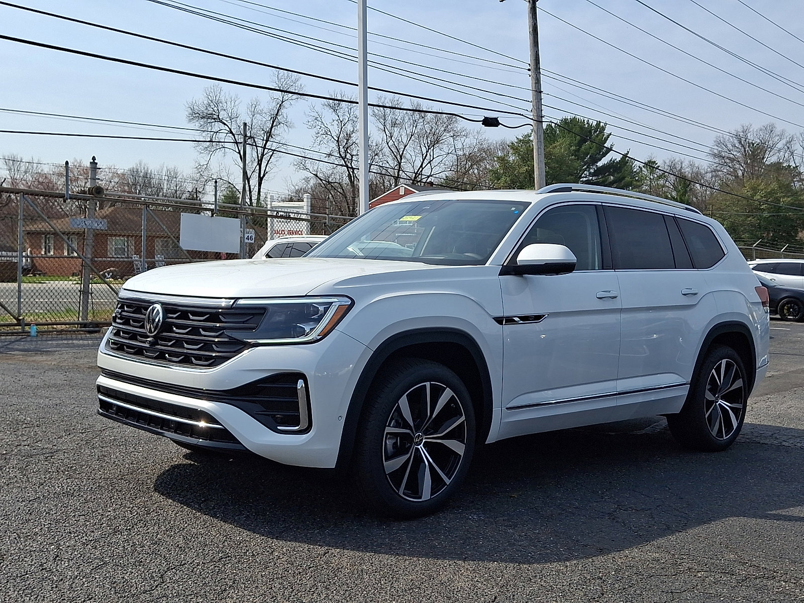 New 2026 Volkswagen Atlas SEL Premium R-Line image 2