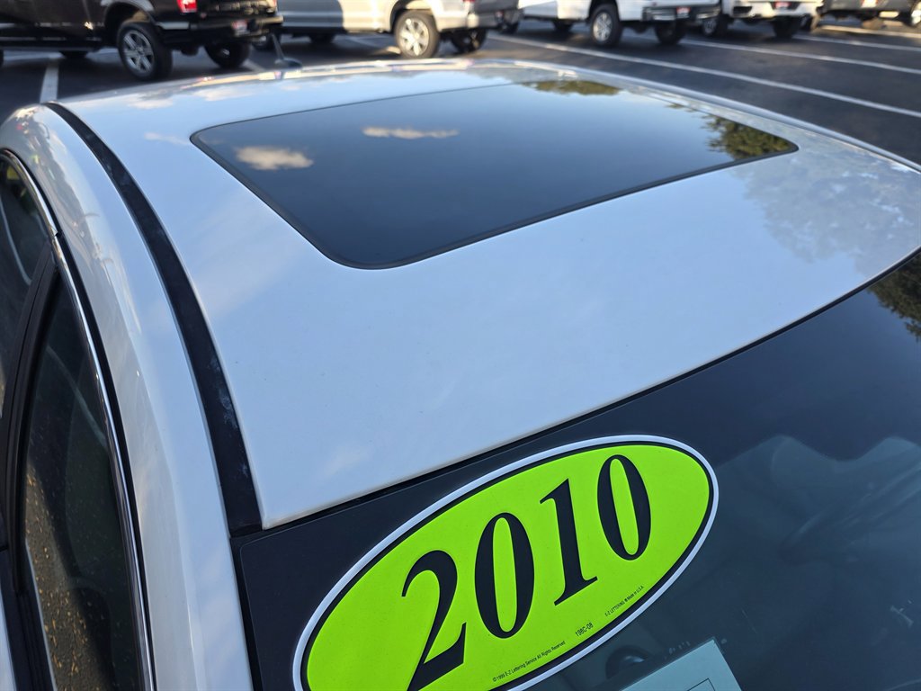 Used 2010 Chevrolet Impala LT w/ Luxury Edition Package image 11