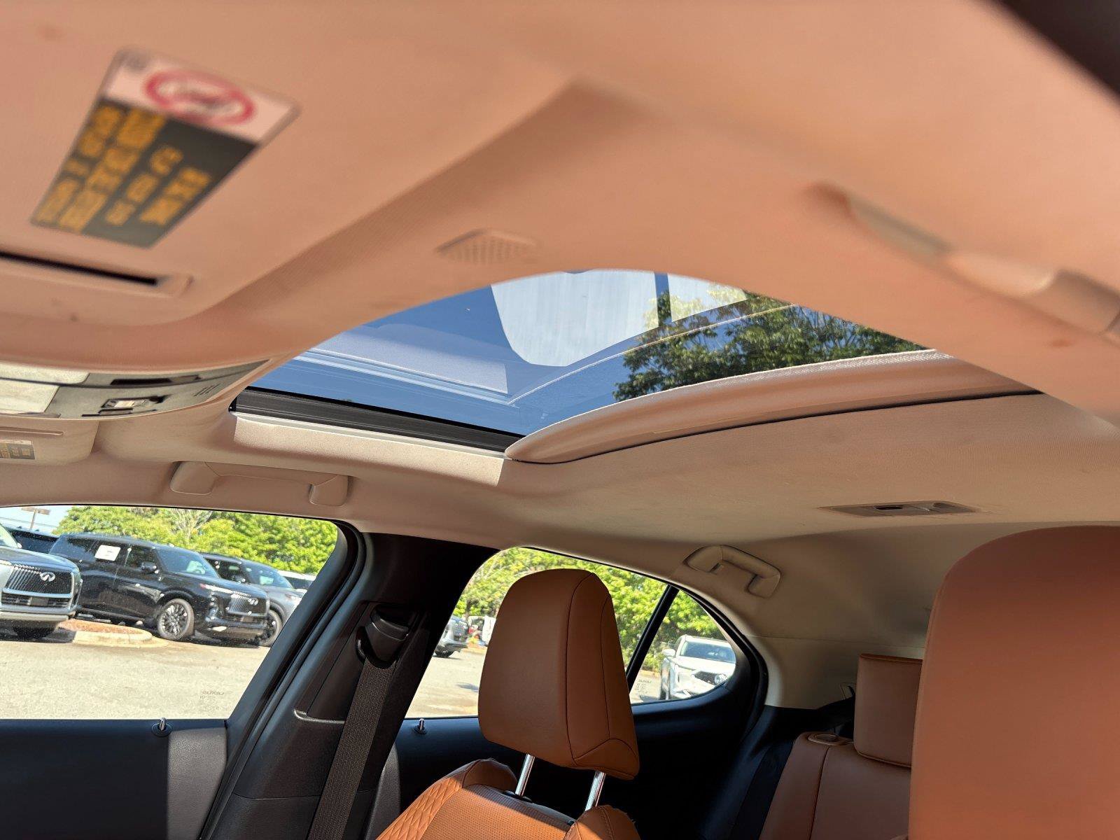 Used 2021 Lexus UX 200 w/ Premium Package FWD image 30