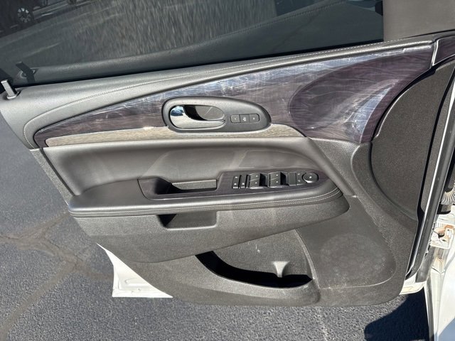 Used 2017 Buick Enclave Leather w/ Enclave Sport Touring Edition image 17