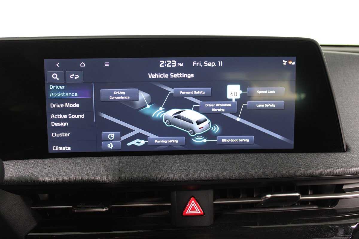 Used 2023 Kia EV6 Wind w/ Wind Technology Package RWD image 19