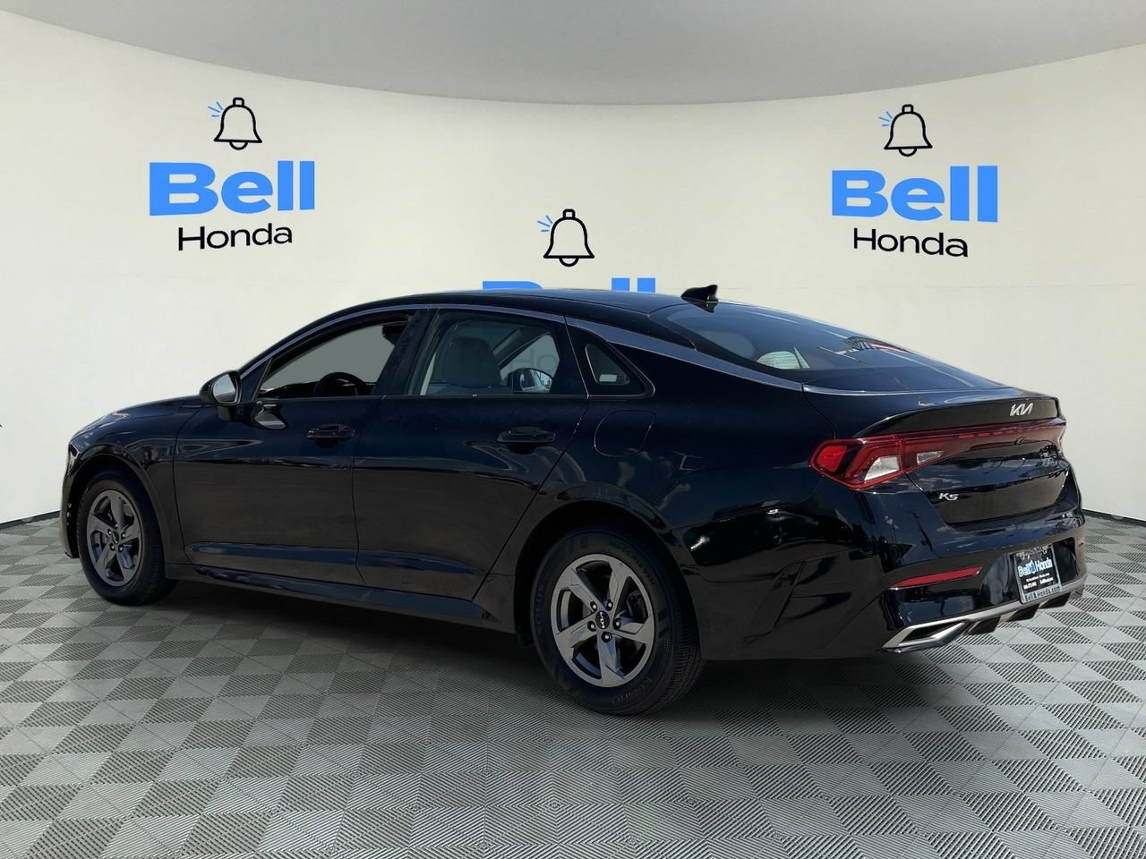 Used 2022 Kia K5 LXS FWD image 3