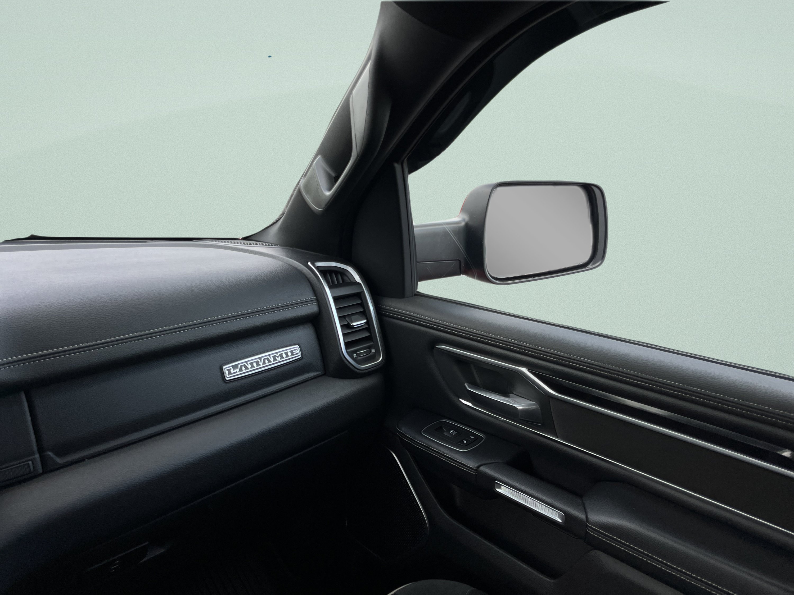 Certified 2021 RAM 1500 Laramie w/ Sport Appearance Package AWD/4WD image 25