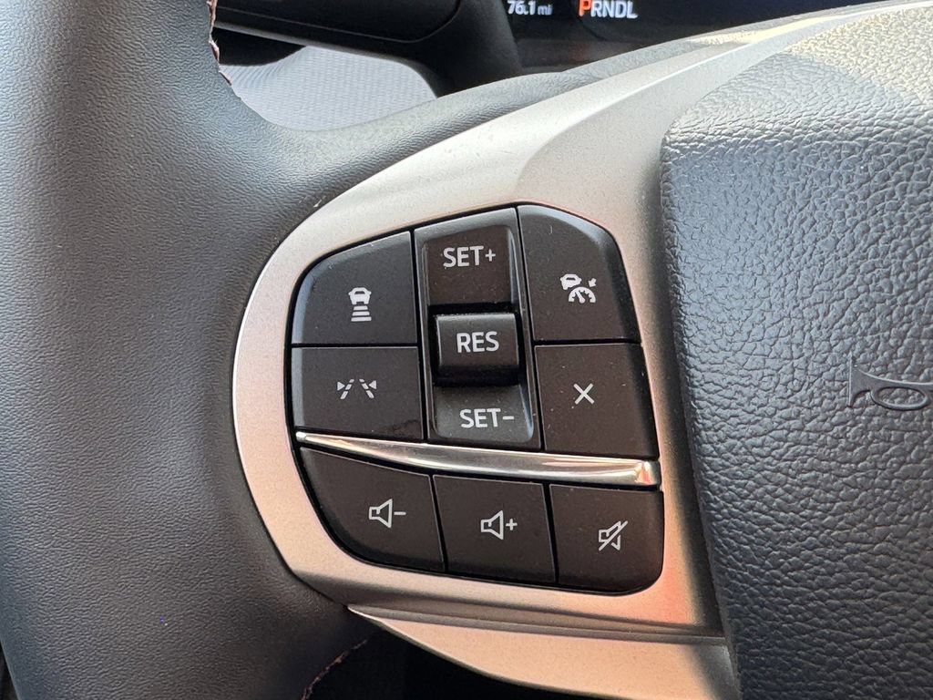 New 2025 Ford Explorer Active w/ Active Comfort Package RWD image 18