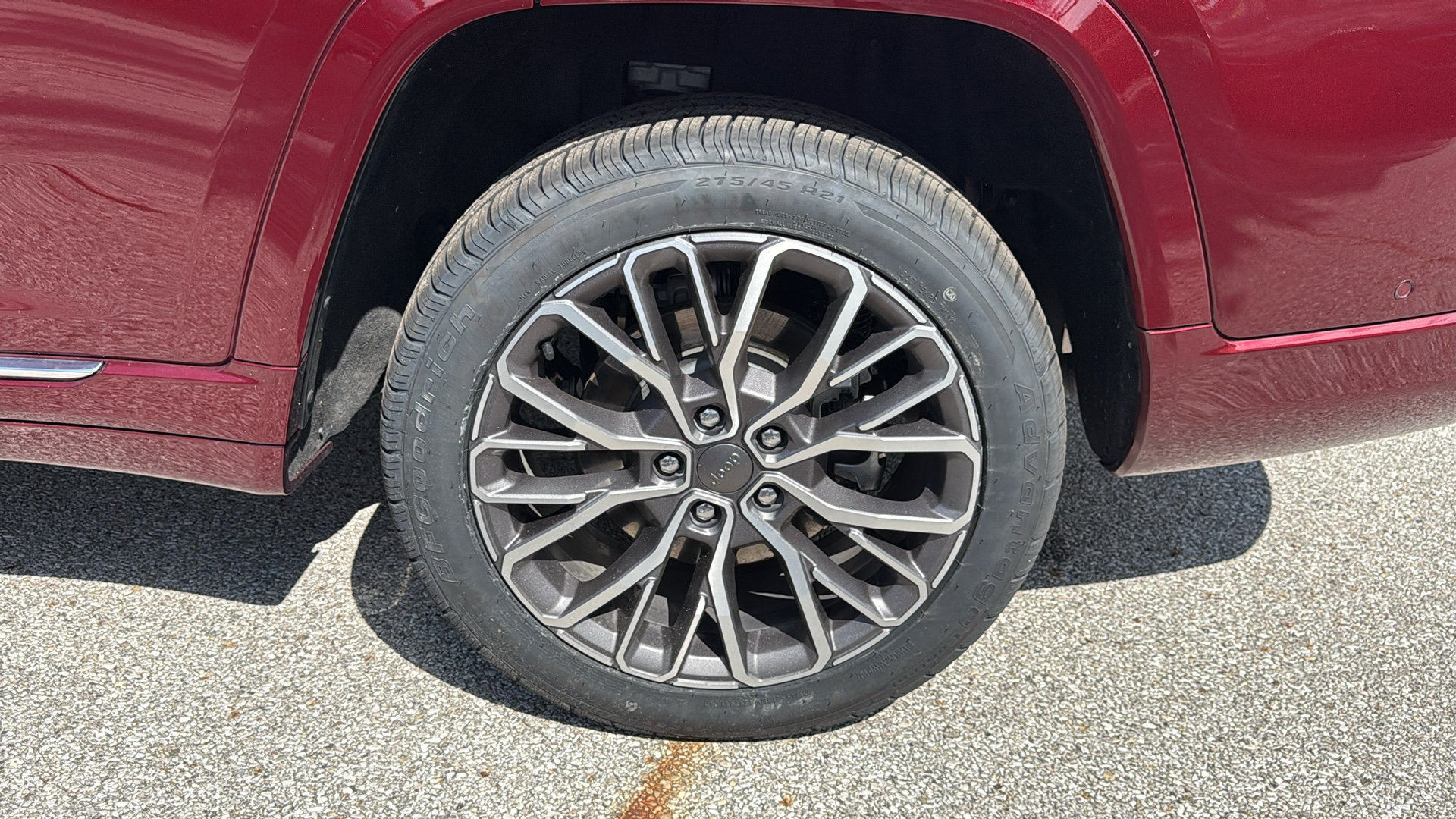 Used 2023 Jeep Grand Cherokee L Summit AWD/4WD image 32