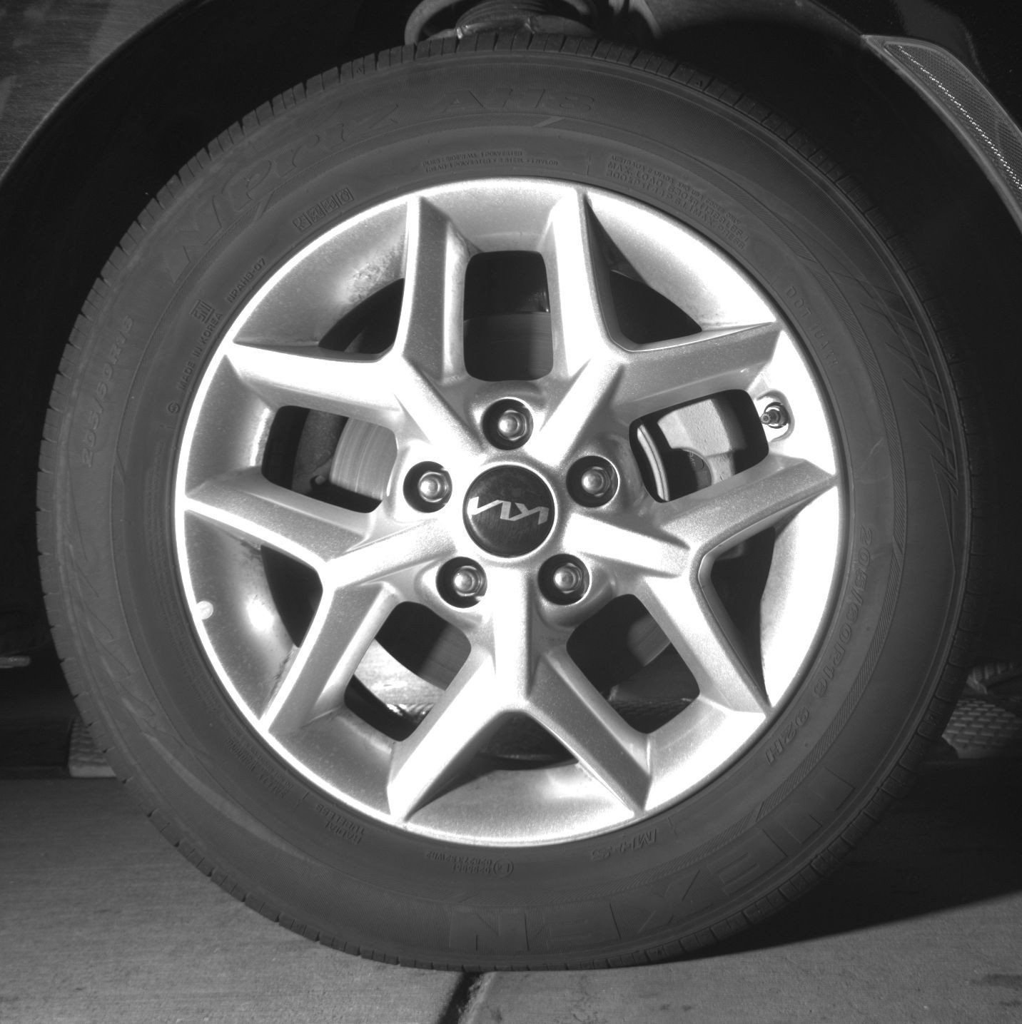 Used 2025 Kia Soul LX w/ LX Technology Package FWD image 15