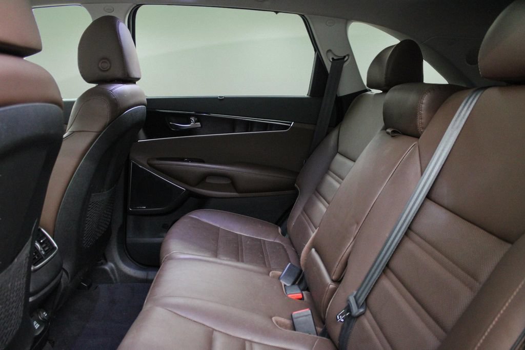 Used 2019 Kia Sorento SX w/ SX Touring Package AWD/4WD image 26