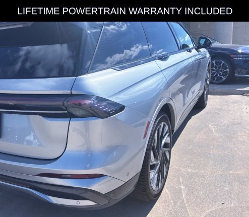 Used 2024 Lincoln Nautilus Reserve w/ Equipment Group 202A AWD/4WD image 5