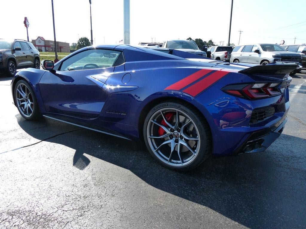 New 2027 Chevrolet Corvette Grand Sport w/ Z52 Sport Performance Package RWD image 6