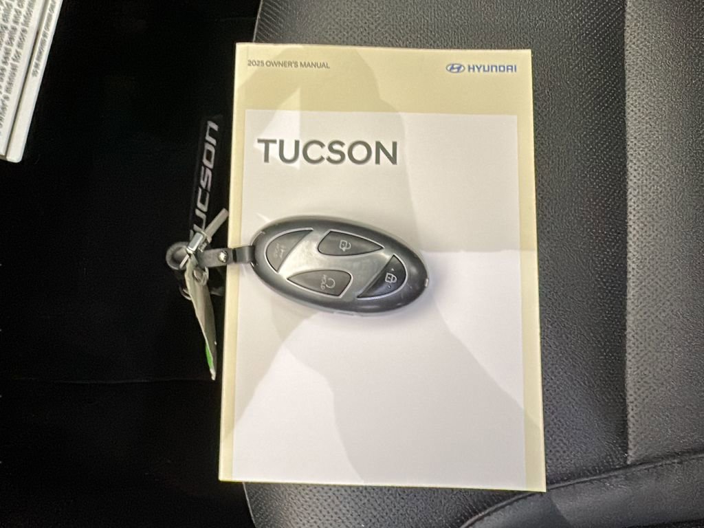 Certified 2025 Hyundai Tucson SEL image 29