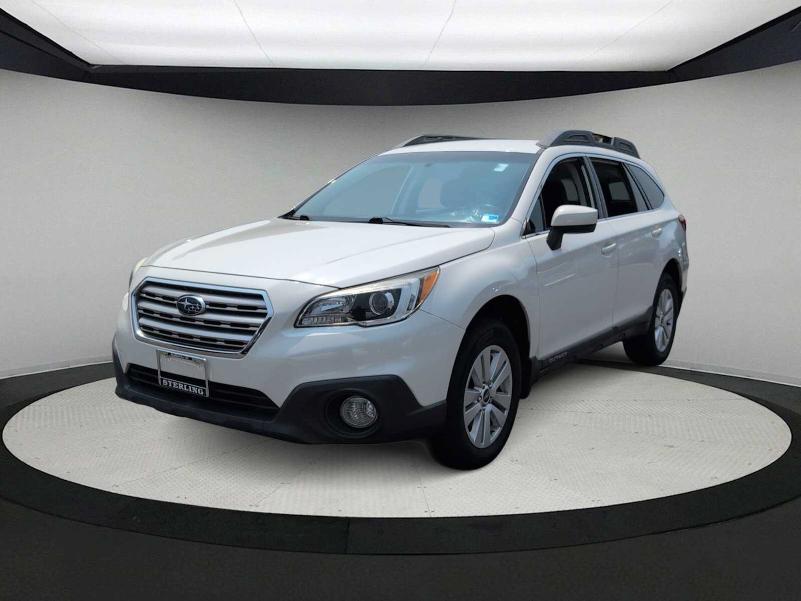 Used 2016 Subaru Outback 2.5i Premium AWD/4WD image 4