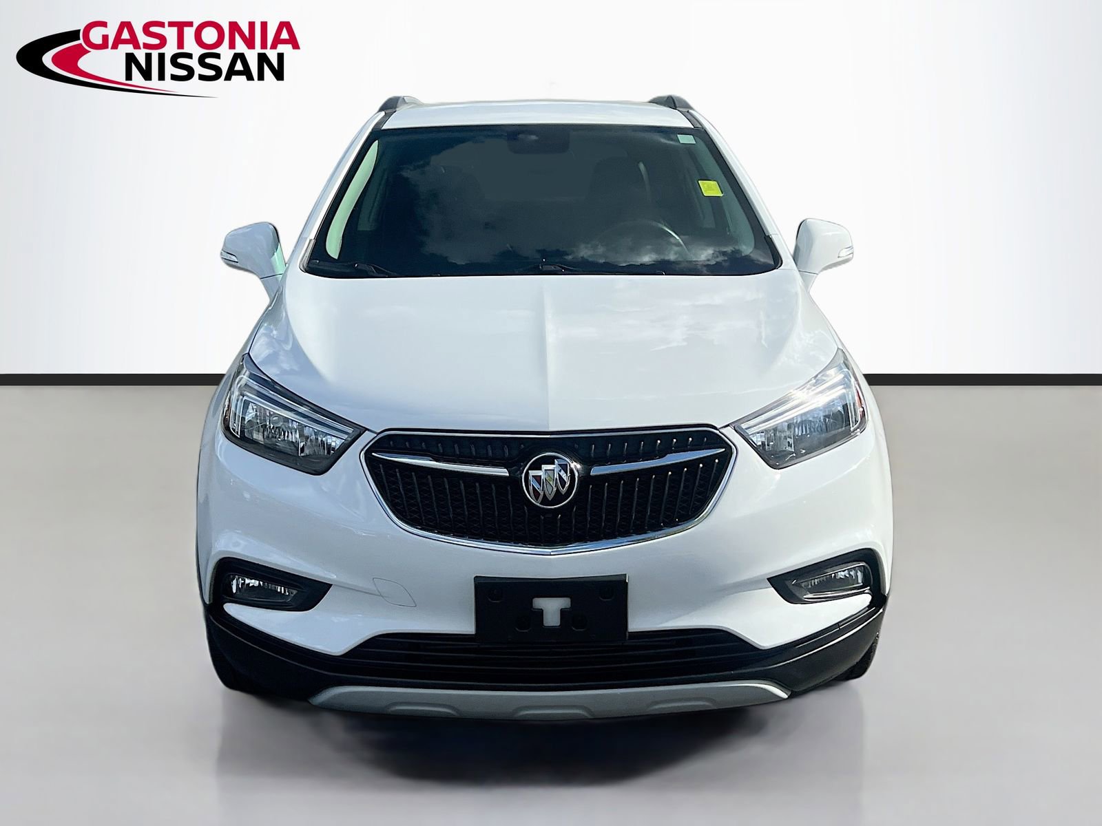 Used 2017 Buick Encore Preferred image 2