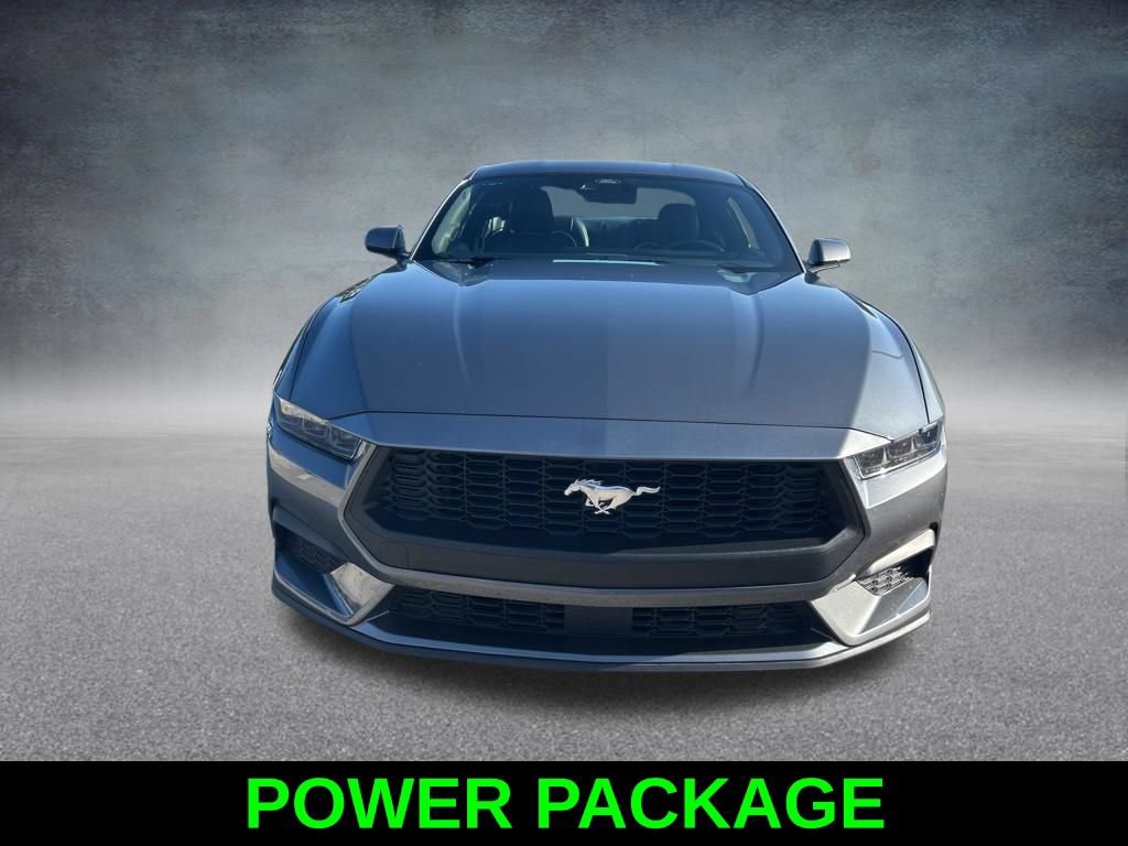 Used 2025 Ford Mustang Premium RWD image 9