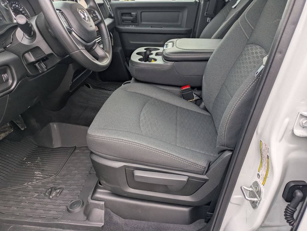 New 2026 RAM 3500 Tradesman AWD/4WD image 12