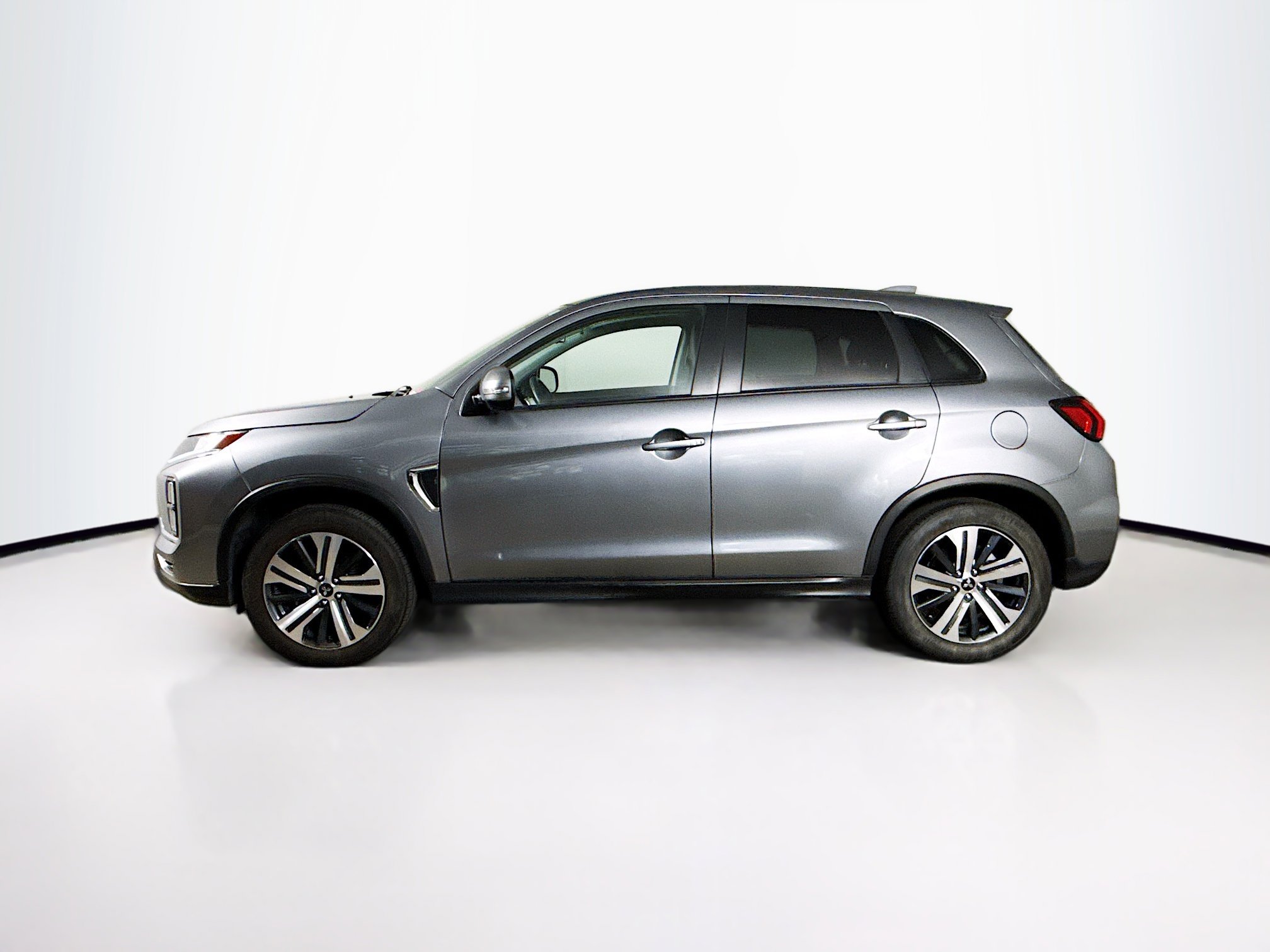 Used 2024 Mitsubishi Outlander Sport SE AWD/4WD image 7