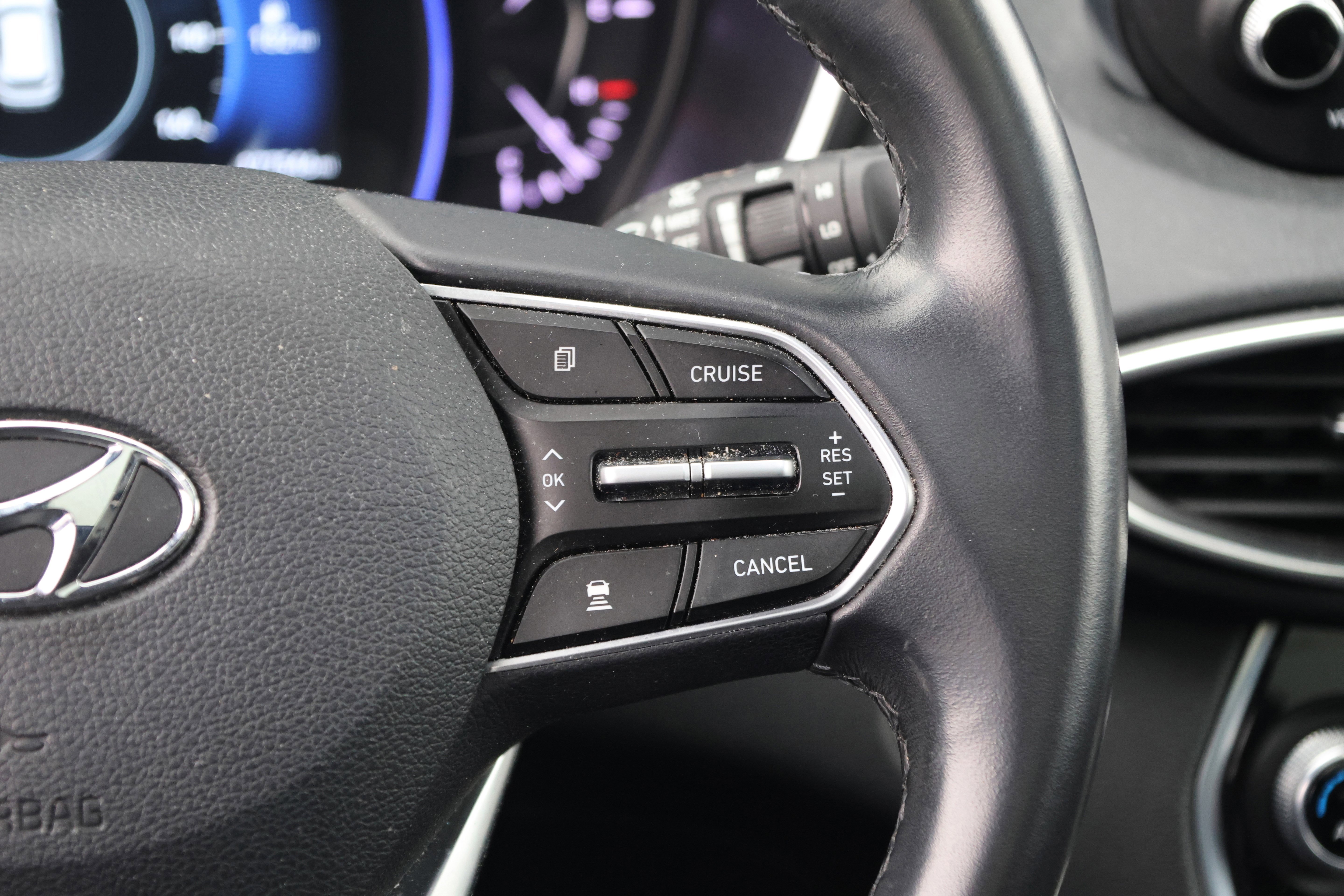 Used 2019 Hyundai Santa Fe Limited image 20