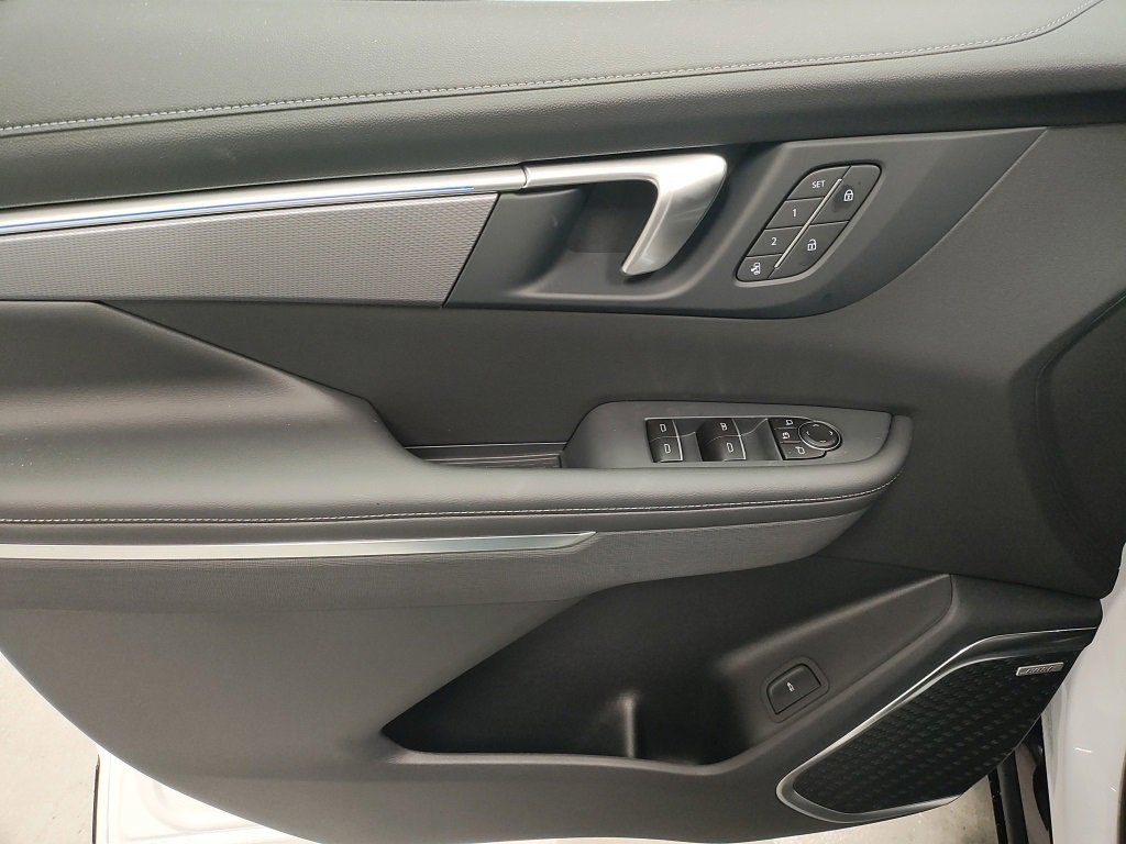 New 2026 Buick Enclave Sport Touring w/ Power Package image 25