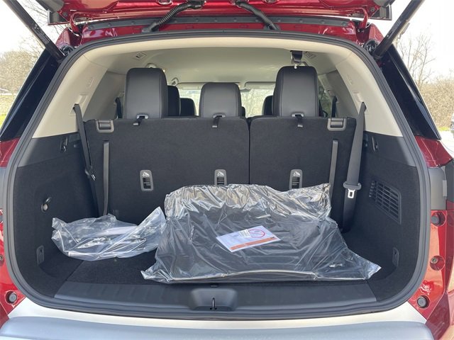 Certified 2025 Nissan Pathfinder SL image 15