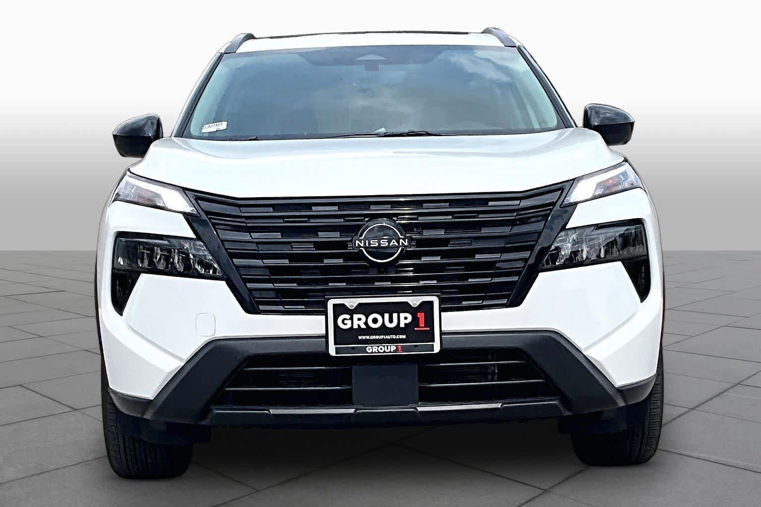 New 2026 Nissan Rogue Dark Armor FWD image 3