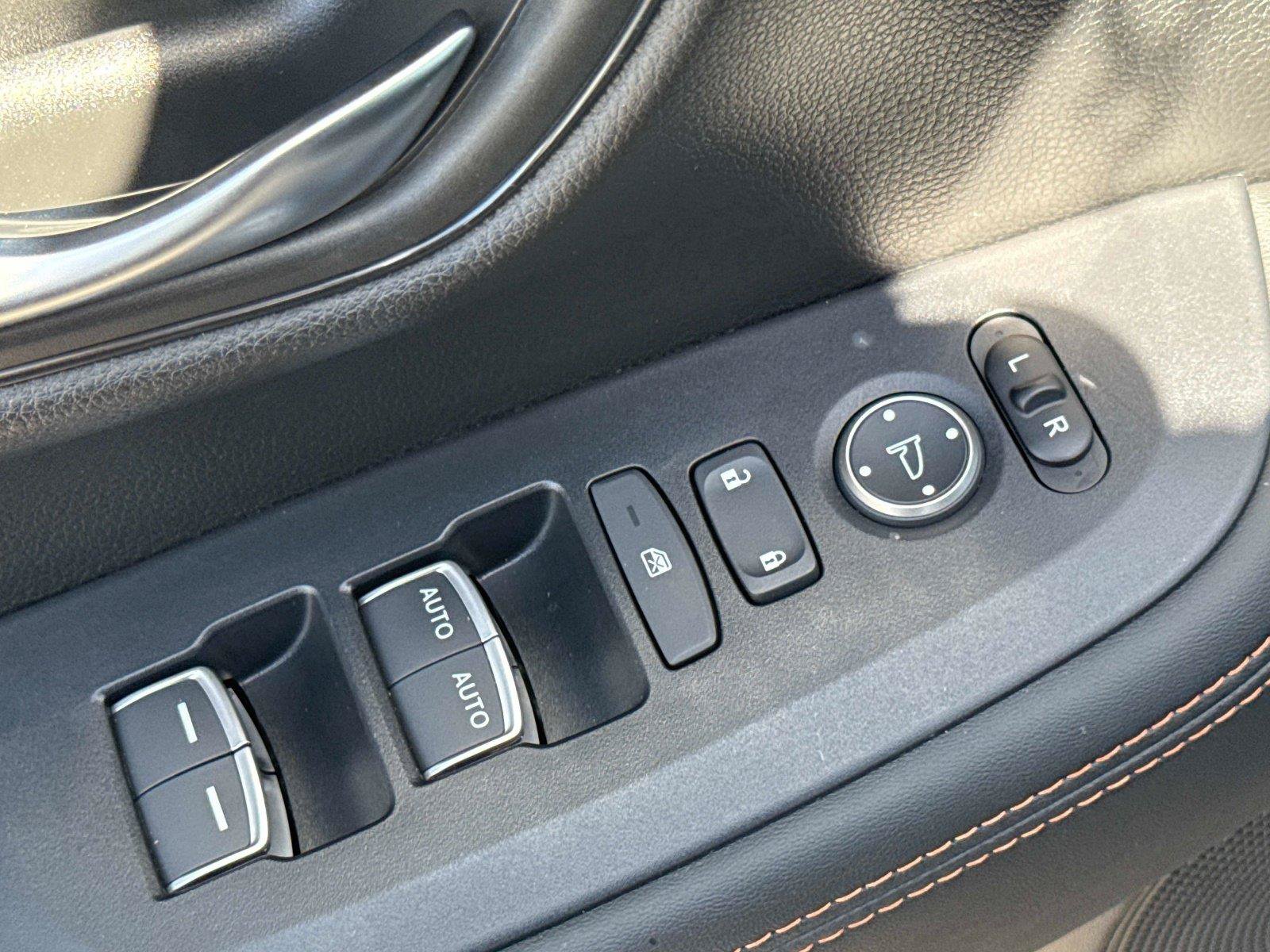 Certified 2026 Honda HR-V Sport image 17