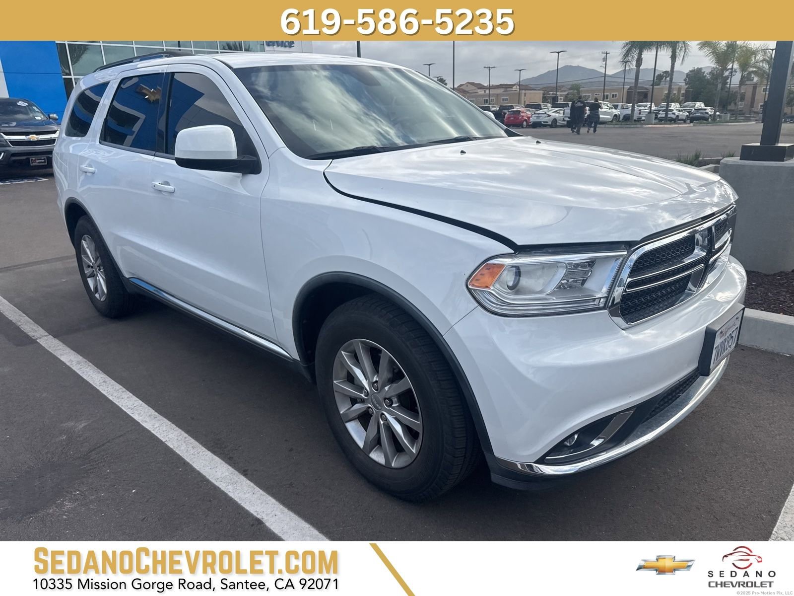 Used 2017 Dodge Durango SXT w/ Quick Order Package 23B RWD image 1