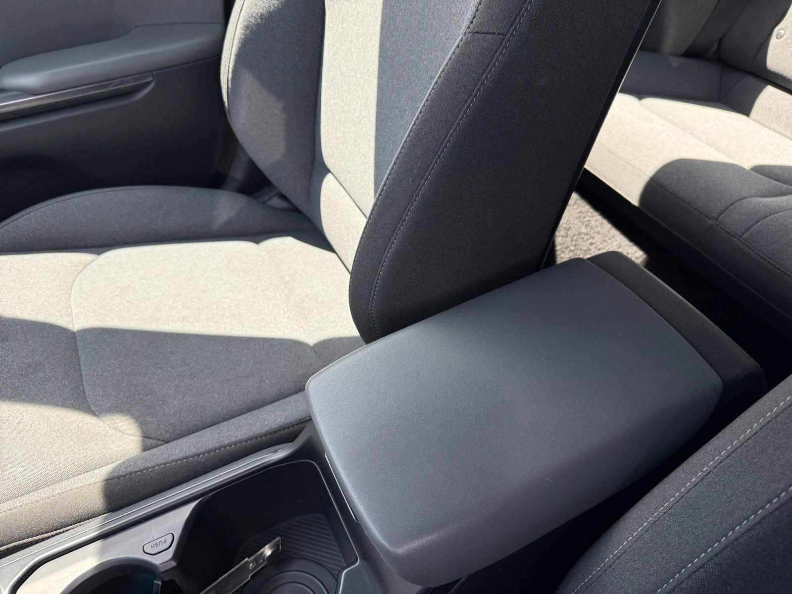 Used 2025 Kia K4 FWD image 14