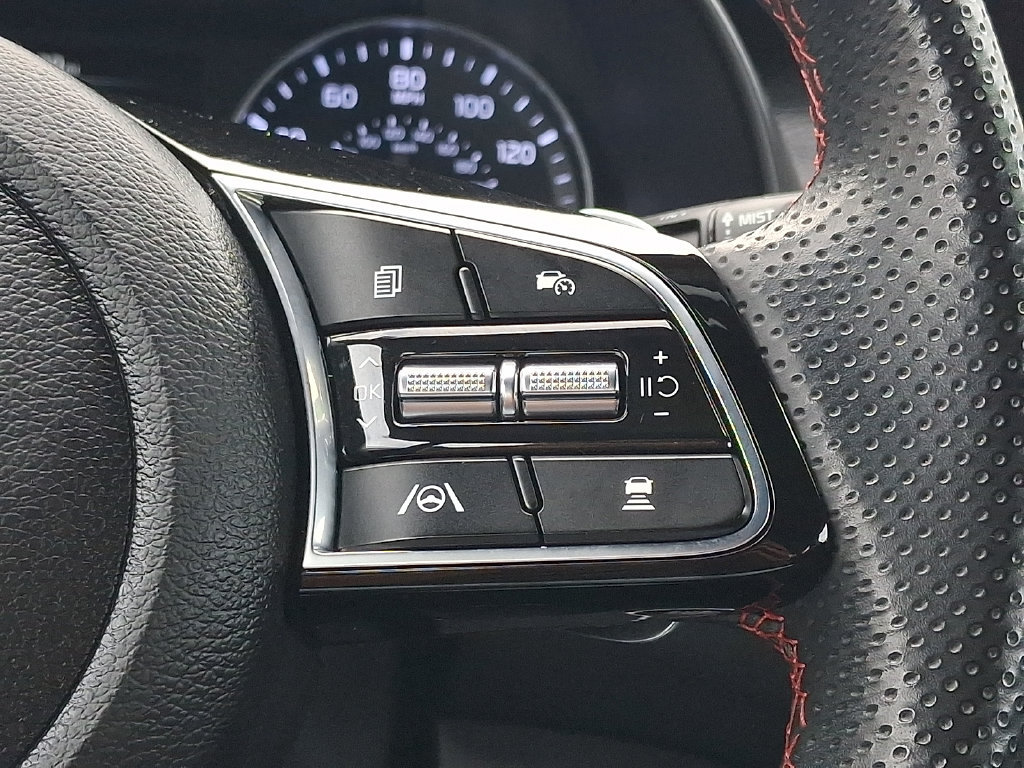 Certified 2023 Kia Forte GT FWD image 23