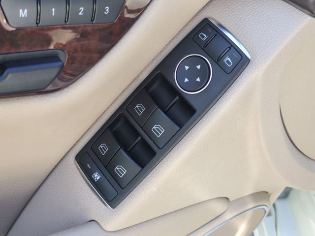 Used 2011 Mercedes-Benz C 300 4MATIC Sedan image 13