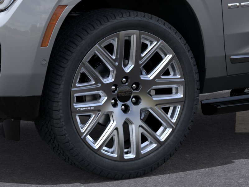New 2026 GMC Yukon XL Denali Ultimate AWD/4WD image 9