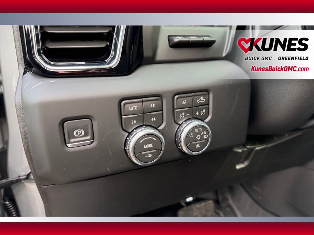 New 2026 GMC Sierra 2500 Denali w/ Denali Reserve Package image 13