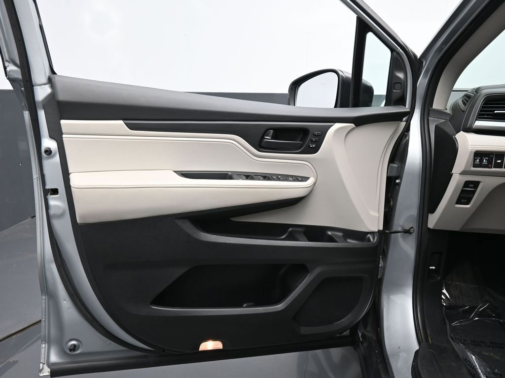 Certified 2025 Honda Odyssey EX-L image 30