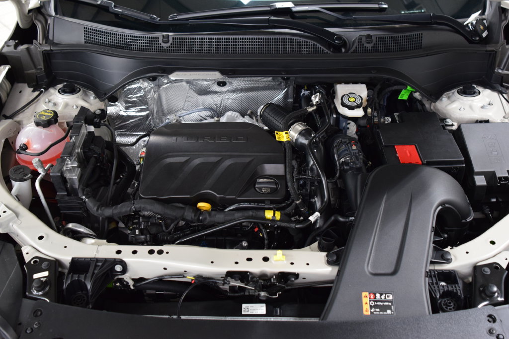 New 2026 Chevrolet Trax RS w/ Sunroof Package FWD image 28