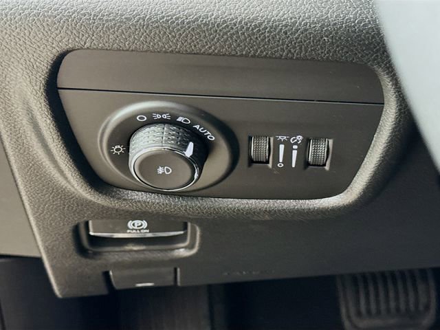 New 2025 Jeep Grand Cherokee Limited image 10