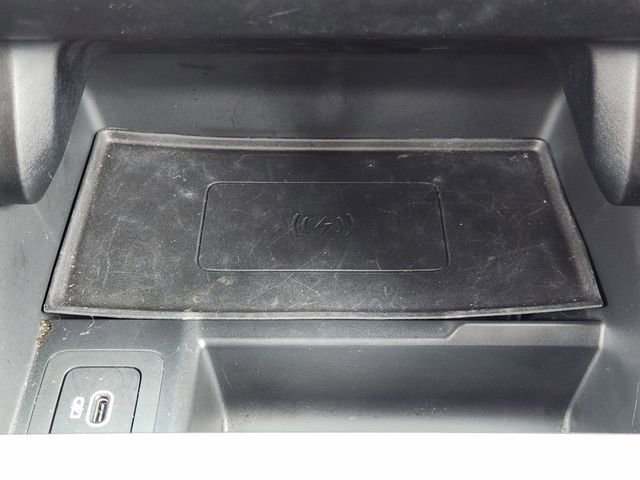 Used 2025 Land Rover Range Rover Evoque S AWD/4WD image 17