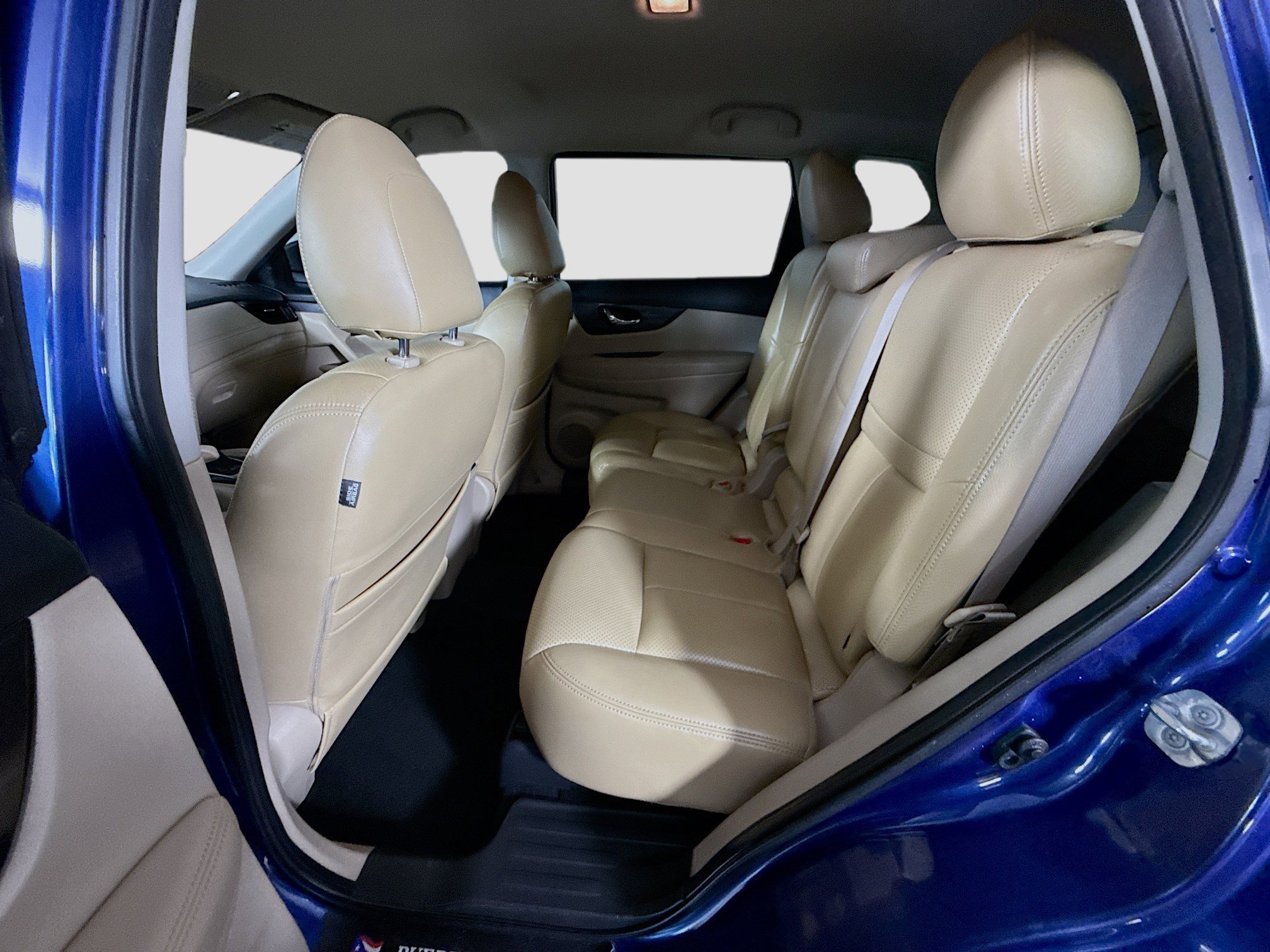 Used 2018 Nissan Rogue SV FWD image 25