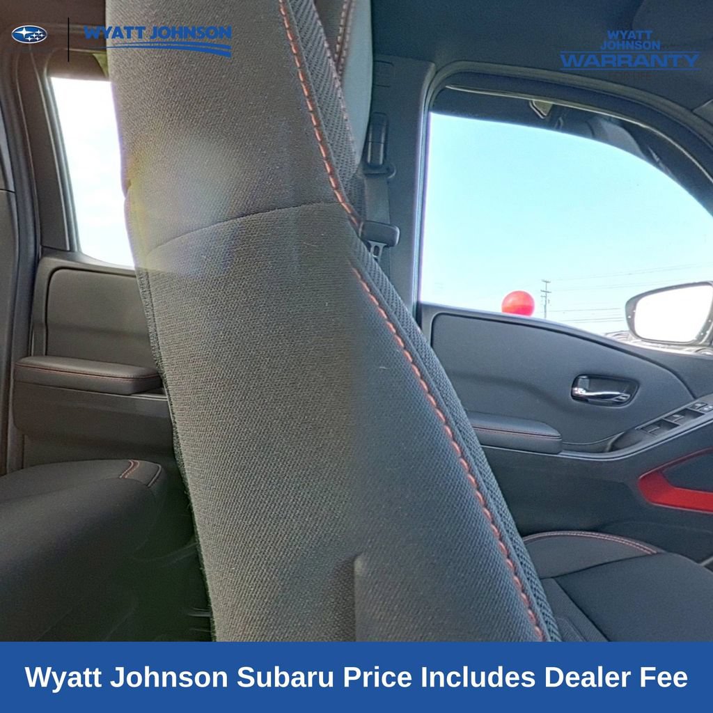 Used 2024 Nissan Frontier PRO-4X w/ Technology Package AWD/4WD image 30